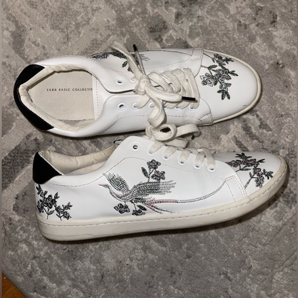 Zara Embroidered shoes - Picture 1 of 3